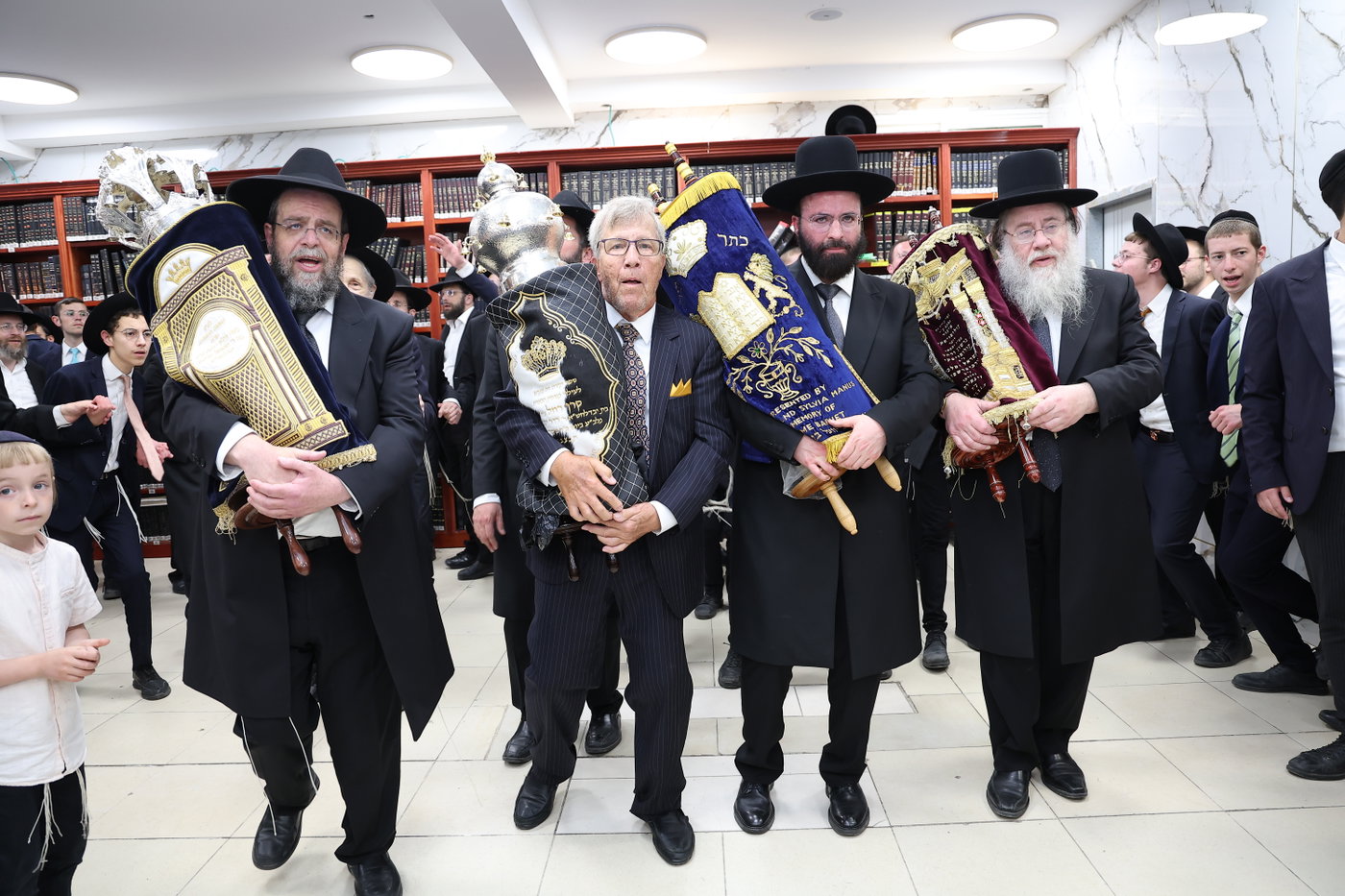 הכנסת ספר תורה בגבעת זאב