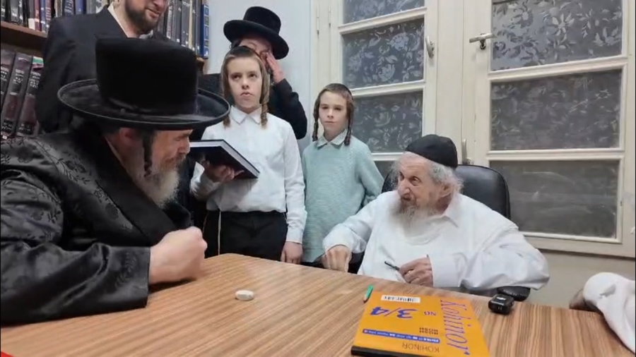 אב"ד ויז'ניץ בביקור אצל ראש הישיבה הגר"ד לנדו
