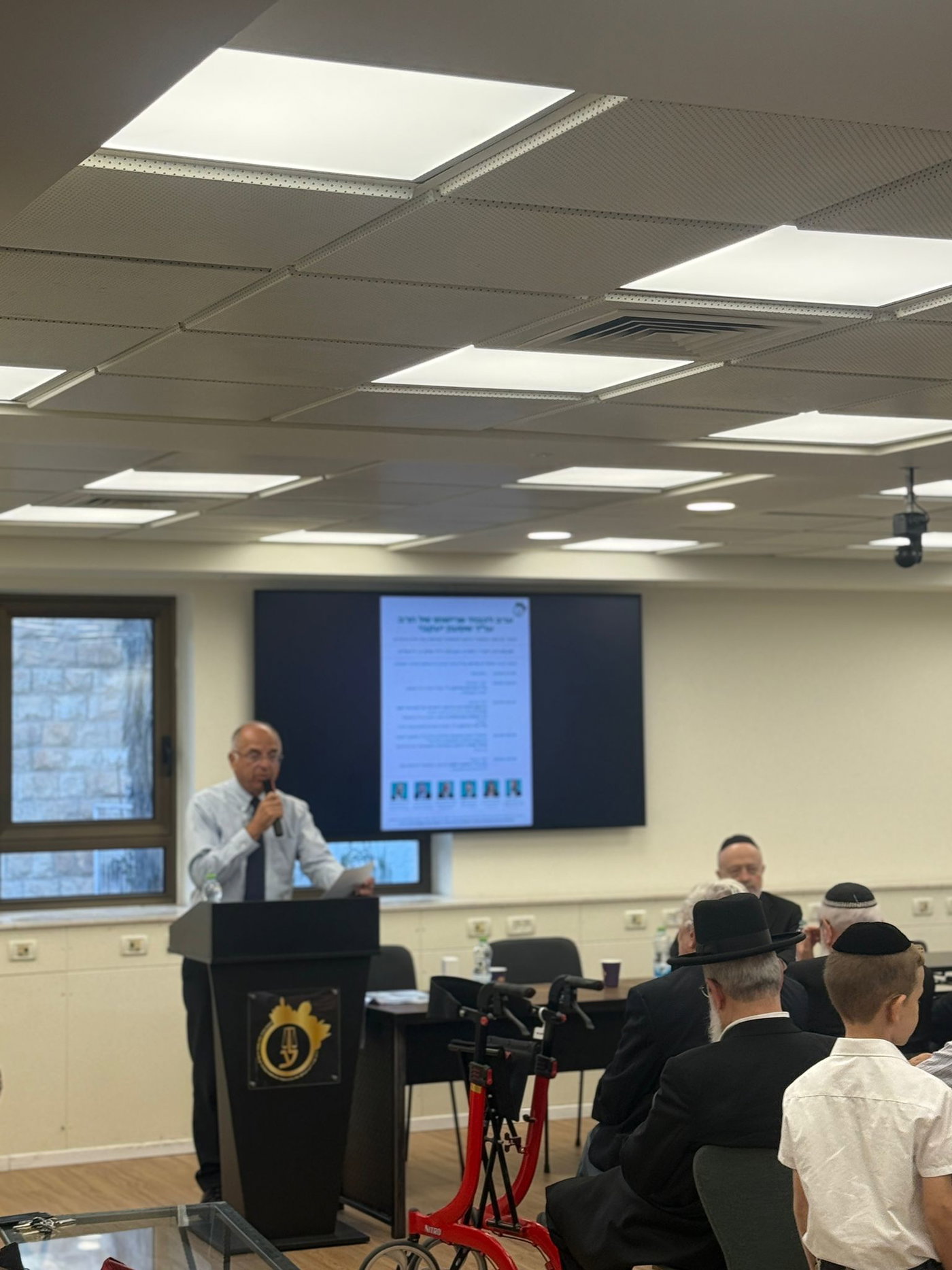 פרידה מהיועץ המשפטי של בתי הדין הרבניים עו"ד שמעון יעקובי
