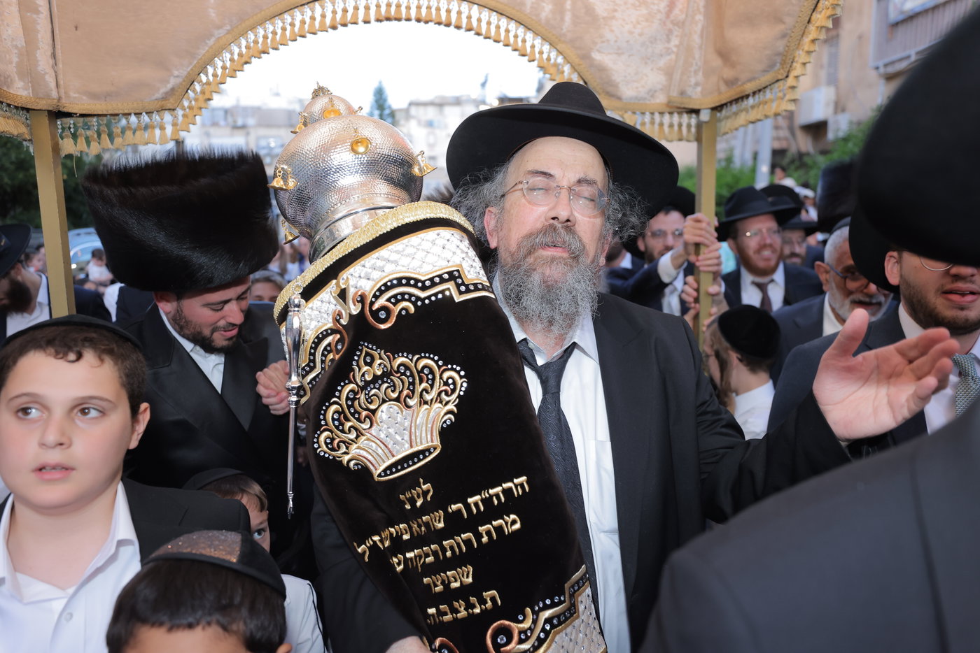 הכנסת ספר תורה בפרדס כץ