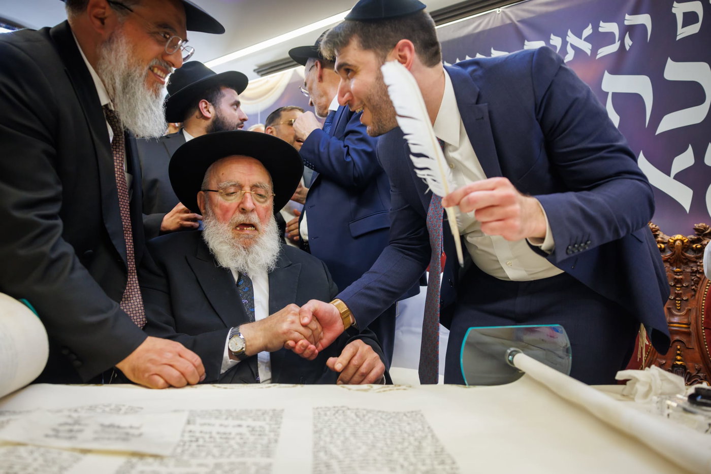 הכנסת ספר תורה נדבת ר' צביקה כהן