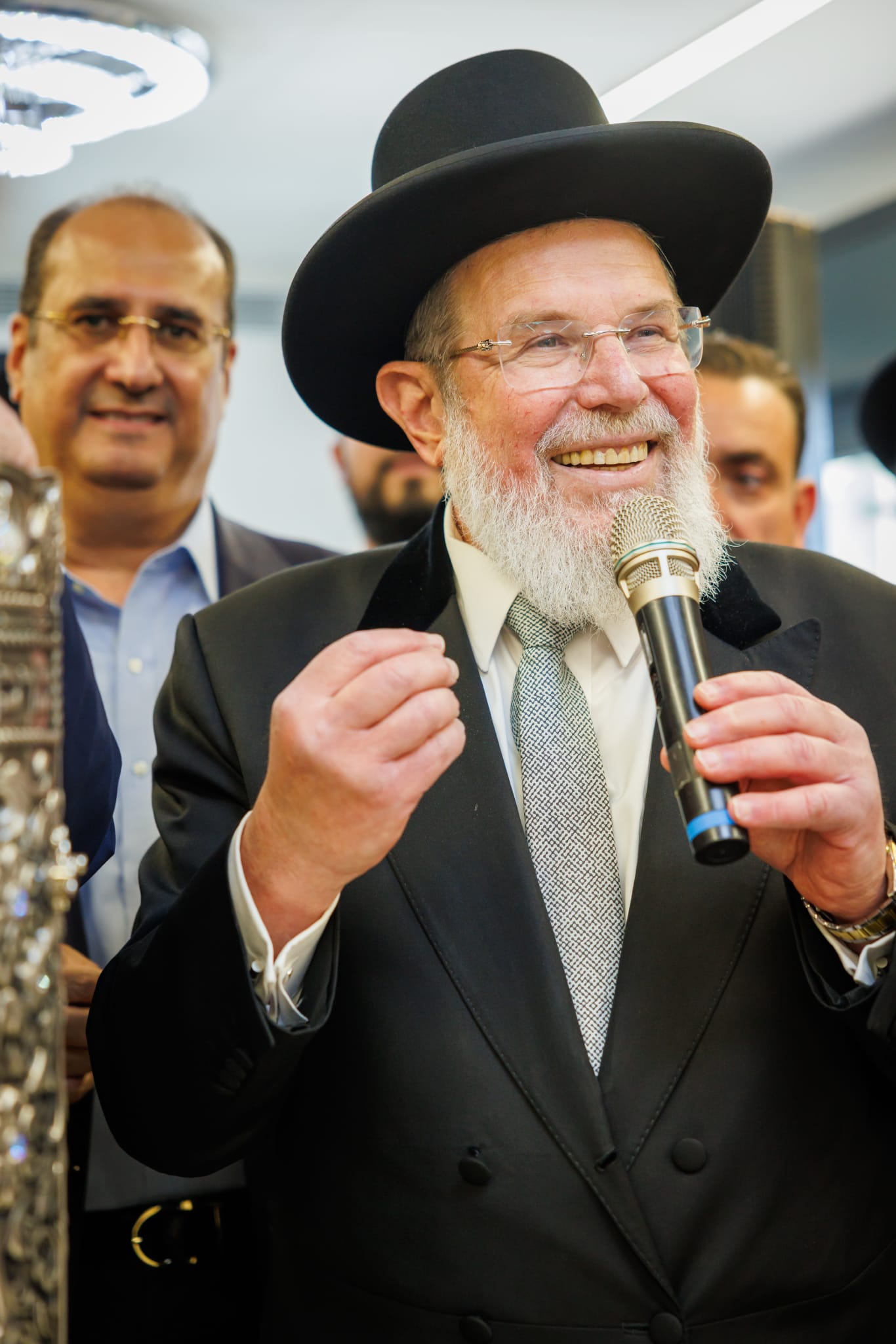 הכנסת ספר תורה נדבת ר' צביקה כהן
