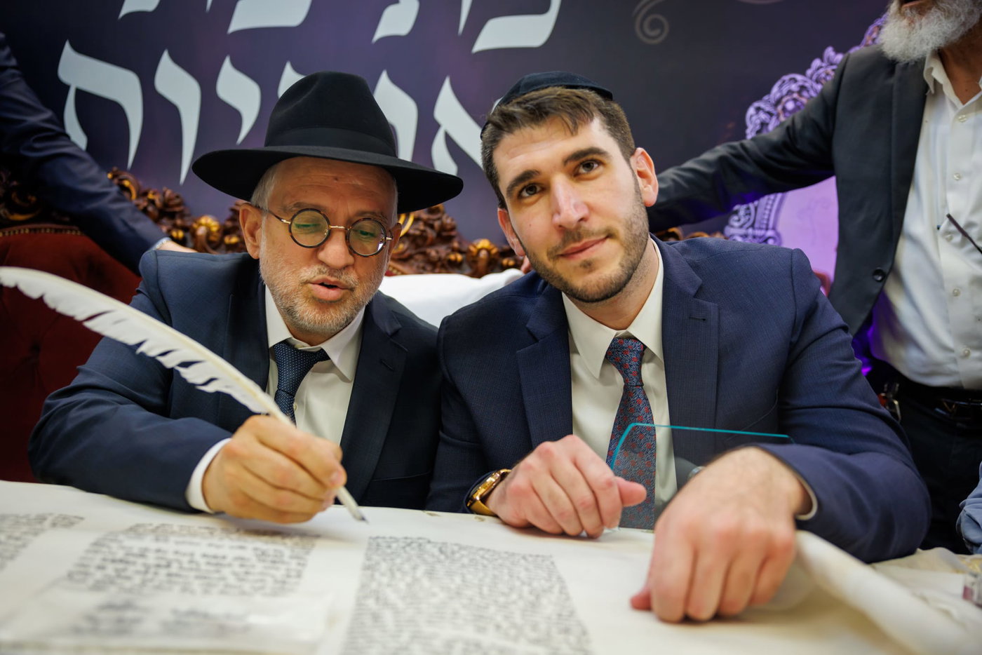 הכנסת ספר תורה נדבת ר' צביקה כהן