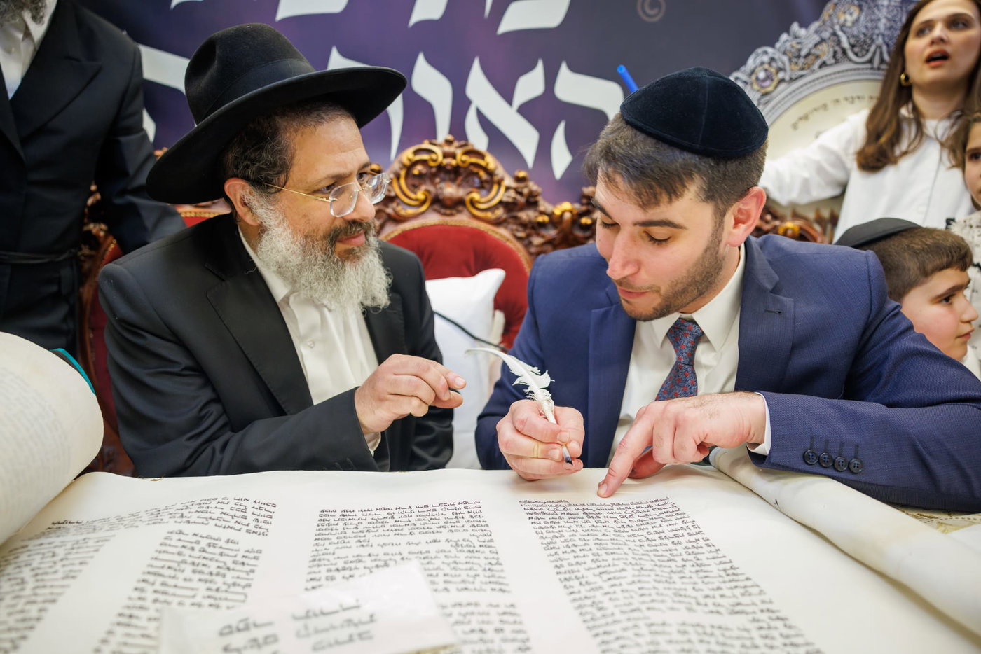 הכנסת ספר תורה נדבת ר' צביקה כהן