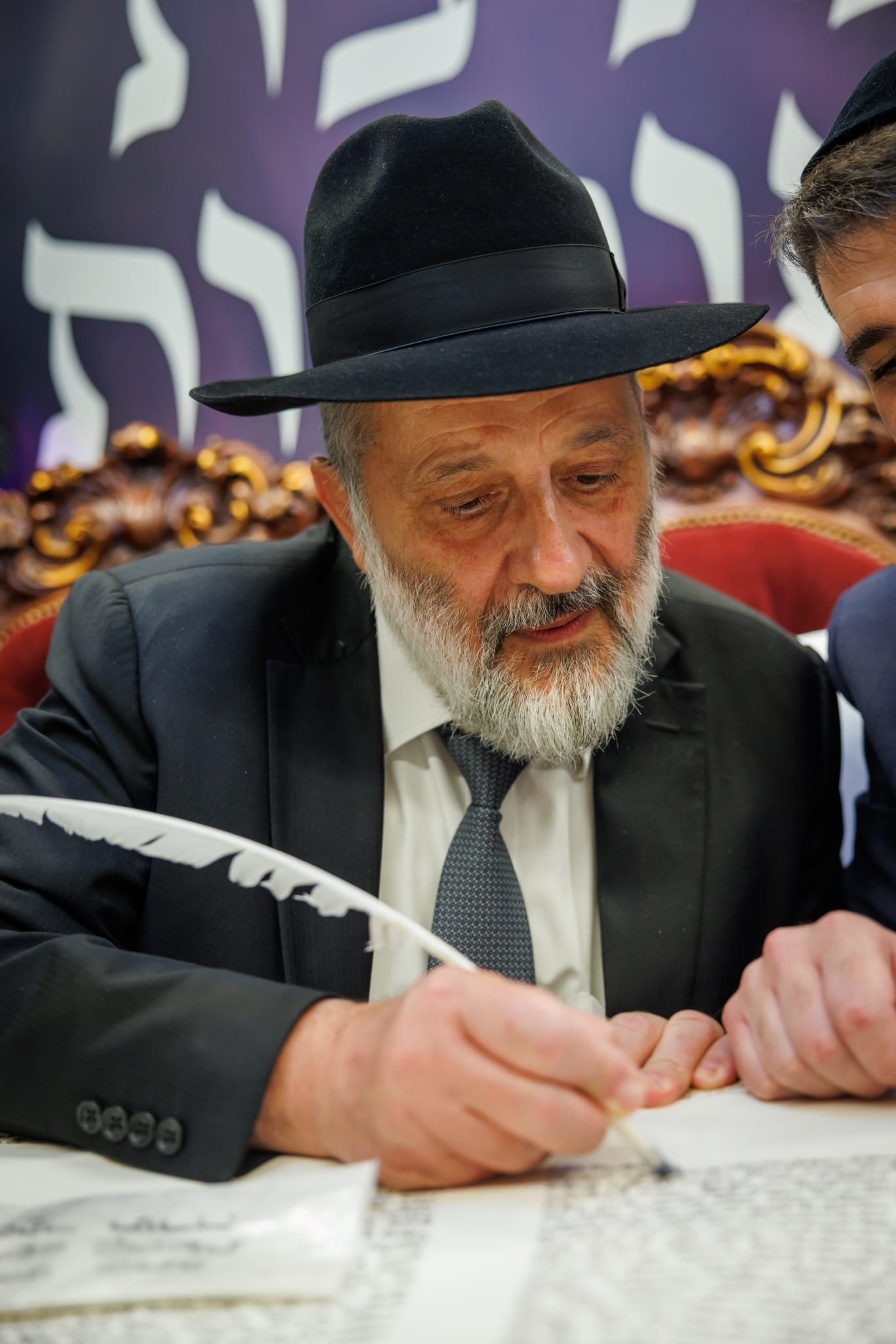 הכנסת ספר תורה נדבת ר' צביקה כהן
