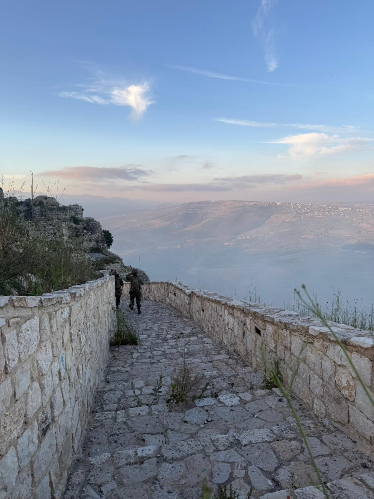לוחמי צה"ל במבצר הבופור