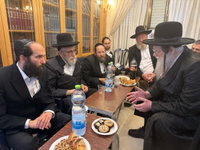 אישי ציבור ורבנים בניחום אבלים