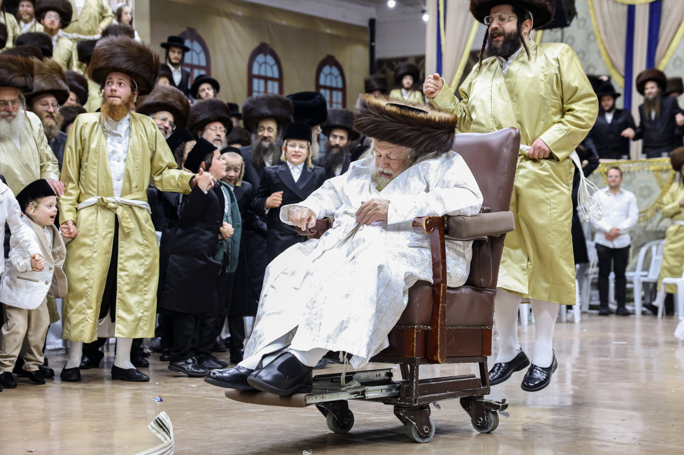 שמחת בית תולדות אברהם יצחק - מאור החיים