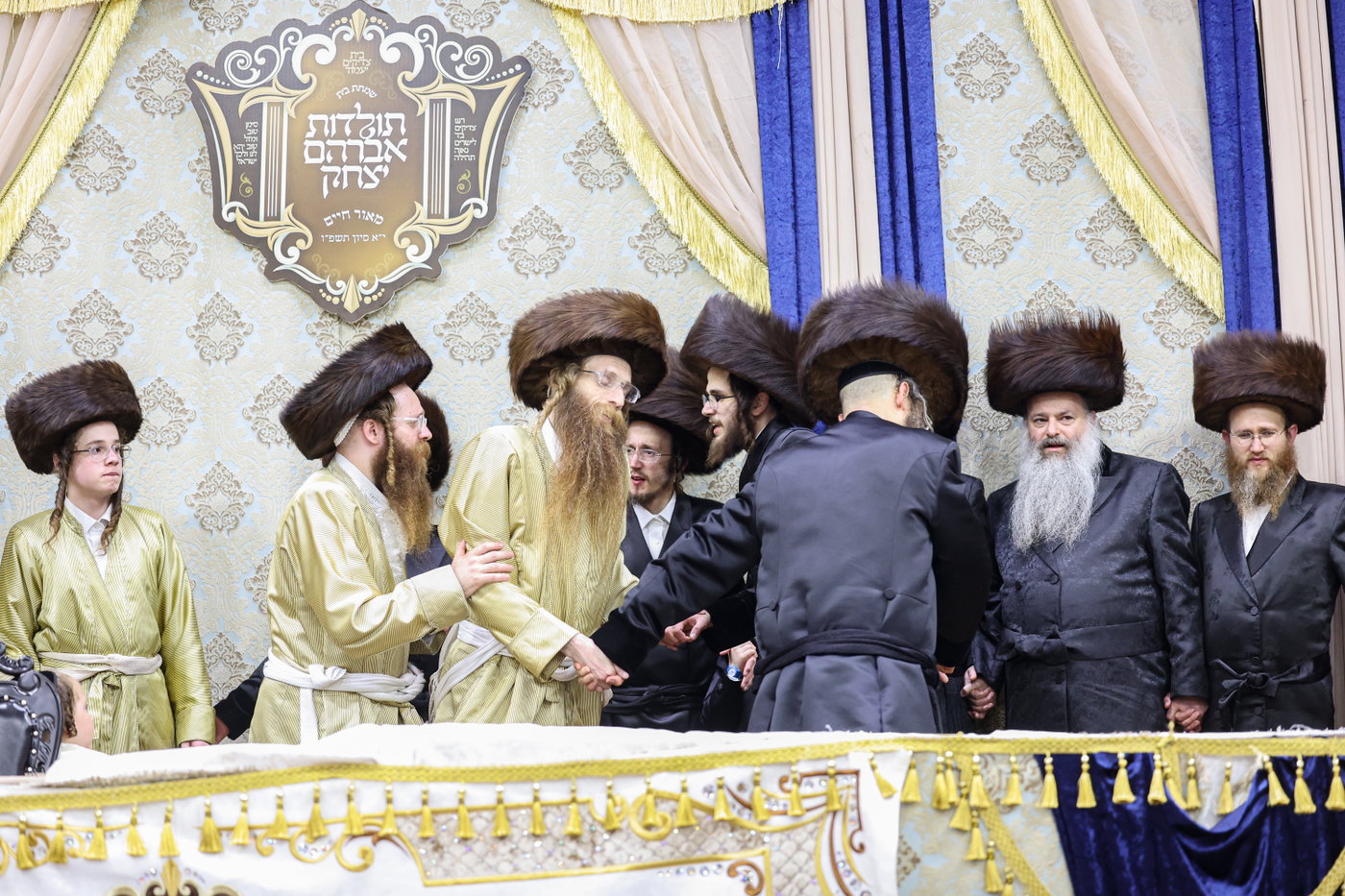 שמחת בית תולדות אברהם יצחק - מאור החיים