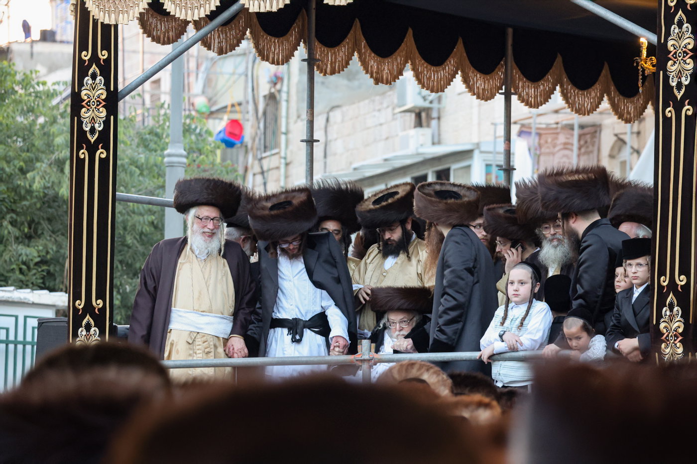 שמחת בית תולדות אברהם יצחק - מאור החיים