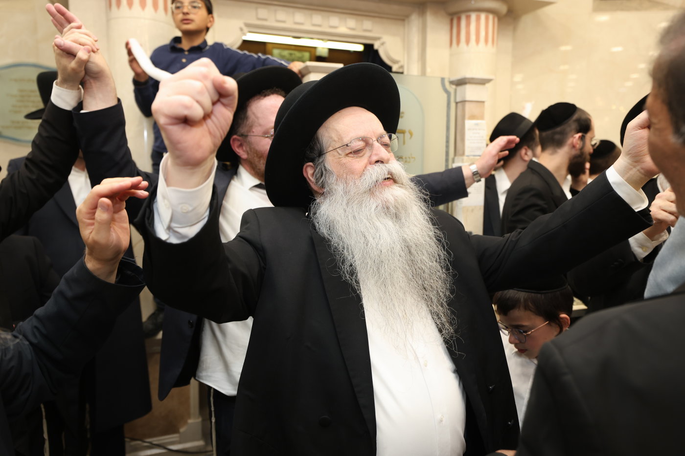 הכנסת ספר תורה לקהילת 'תפארת ציון'