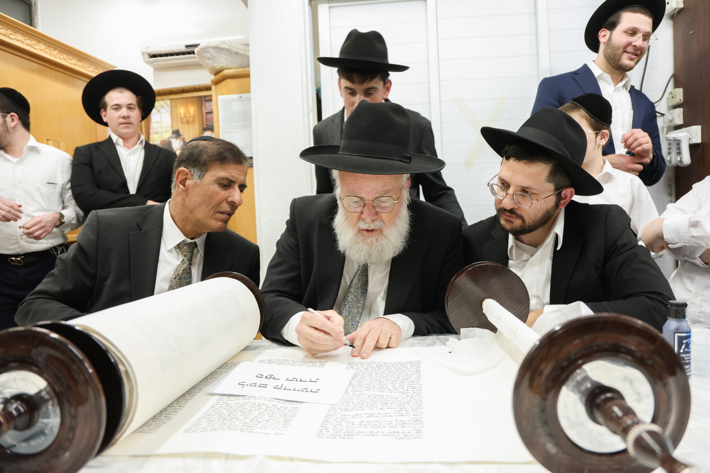 הכנסת ספר תורה לקהילת 'תפארת ציון'