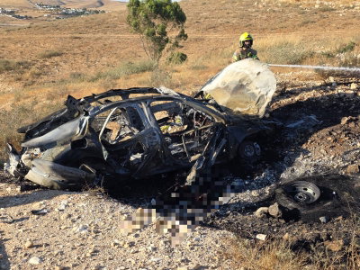 זירה מחרידה וטראגית: שני הרוגים ברכב שנשרף כליל בדרום הארץ