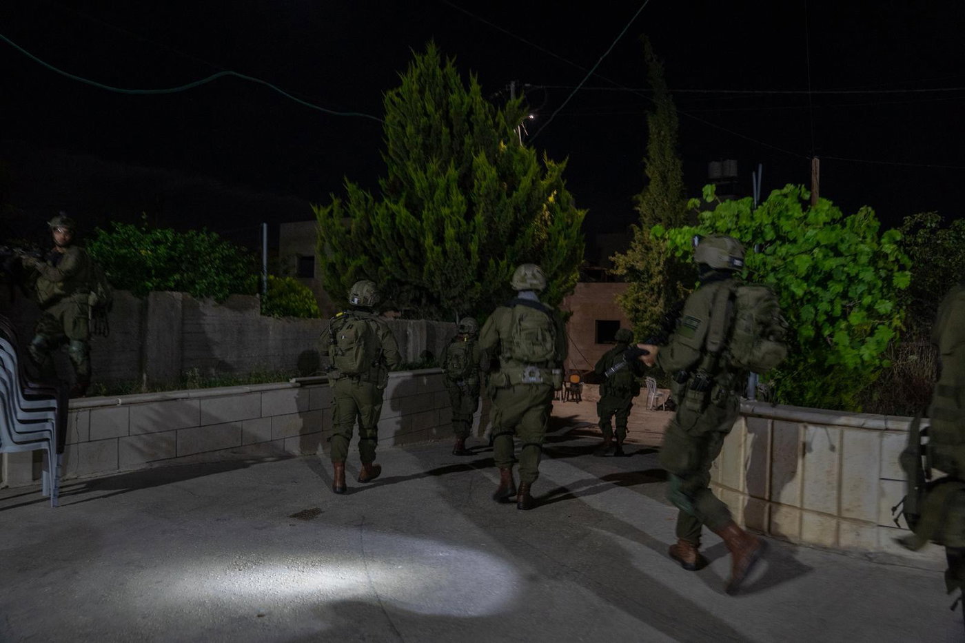 פעילות לוחמי חטיבת הנח"ל בפיקוד חטיבת יהודה במהלך הלילה