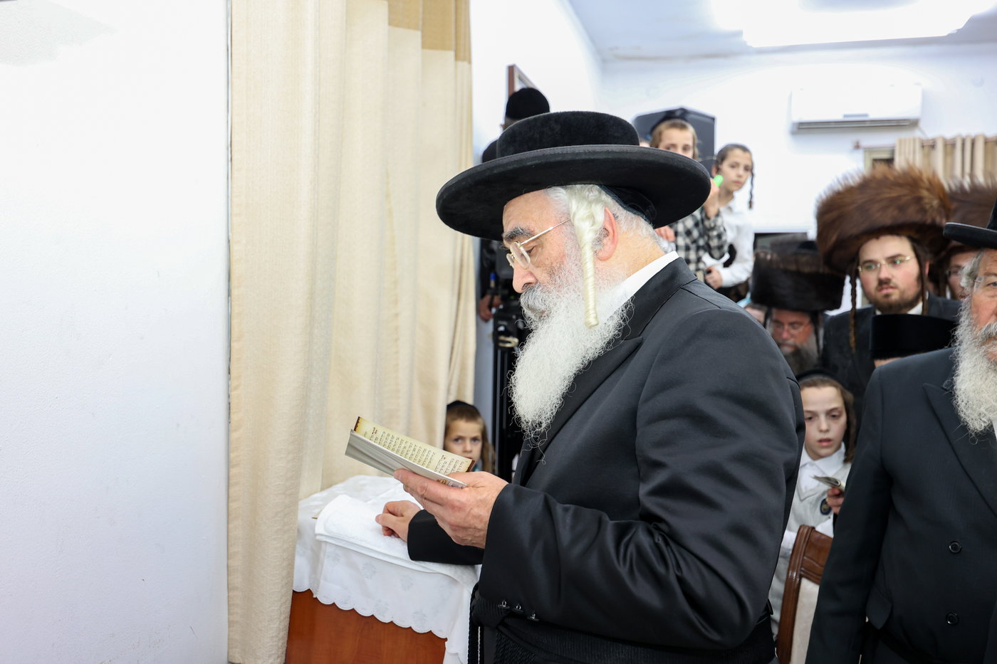הכנס''ת לביהמ''ד דושינסקיא באלעד