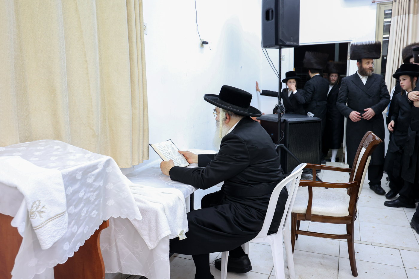 הכנס''ת לביהמ''ד דושינסקיא באלעד