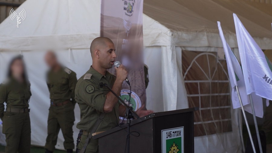 בריו של מפקד אוגדה 146, תת-אלוף בני אהרון, ממעמד קרבי לסיום פעילות האוגדה