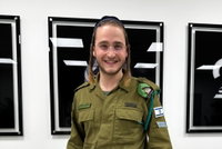 "בחור חרדי ירק עליי באוטובוס": כוכב הרשת שיתף בתקרית קשה