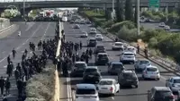 מאות באוטובוסים: הרגע שבו מפגיני הפלג שיתקו את המחלף המרכזי | צפו