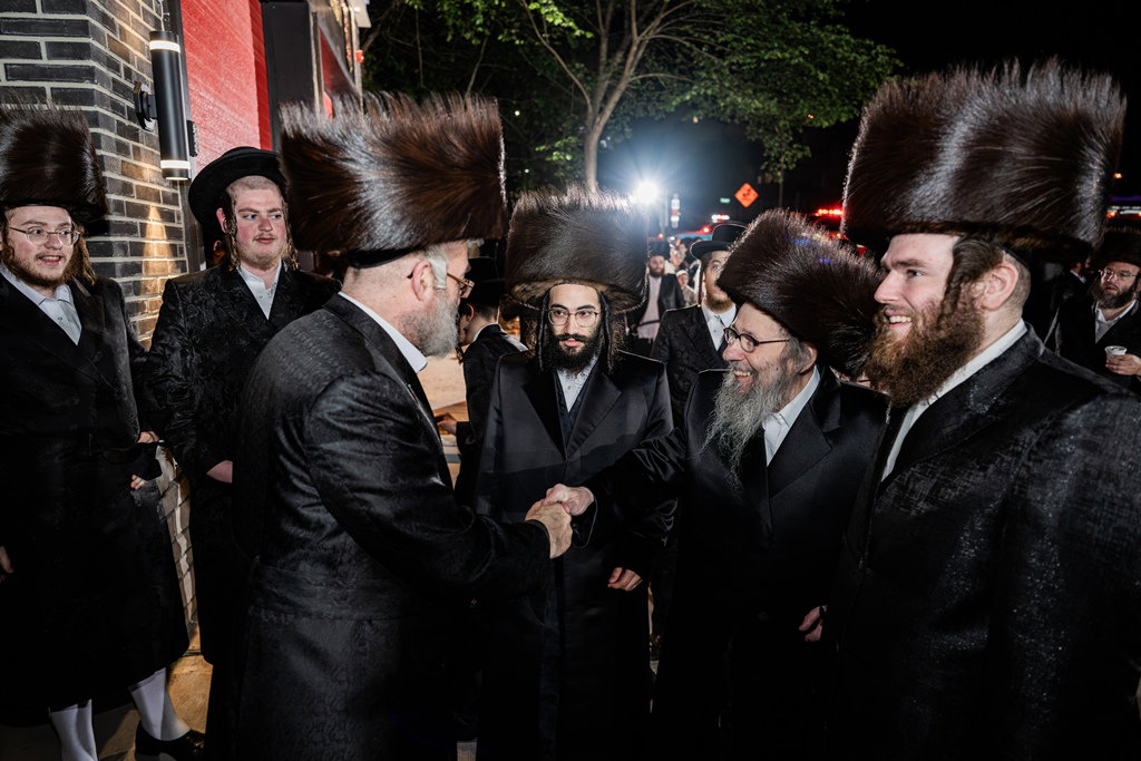 האדמו"ר מסאטמר בחנוכת הבית בחברת מצילי אש