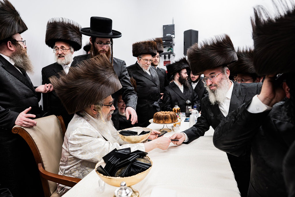 האדמו"ר מסאטמר בחנוכת הבית בחברת מצילי אש