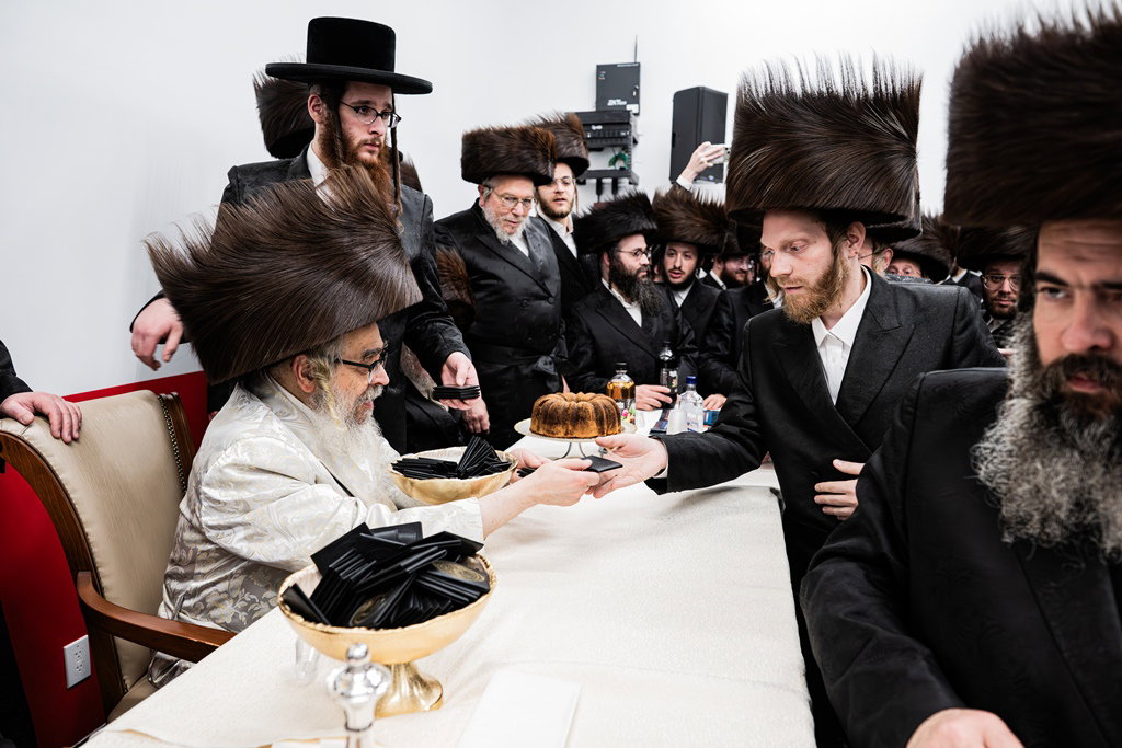 האדמו"ר מסאטמר בחנוכת הבית בחברת מצילי אש