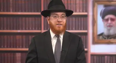 עונת החתונות: האם מברכים 'שבע ברכות' בבית של קרובי משפחה? • צפו