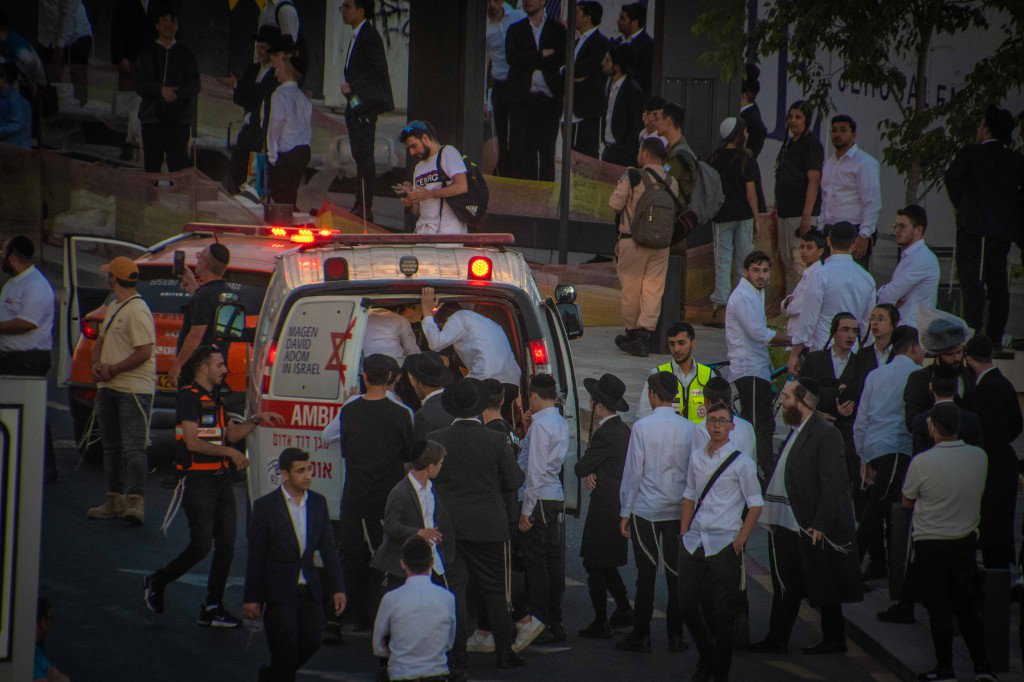 הפגנה נגד גזירת הגיוס ע"י גשר המיתרים בירושלים