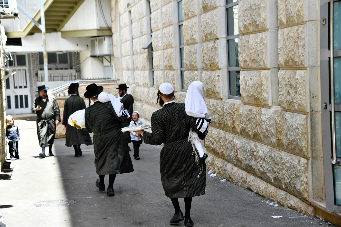 לימוד א' ב' בתולדות אהרן