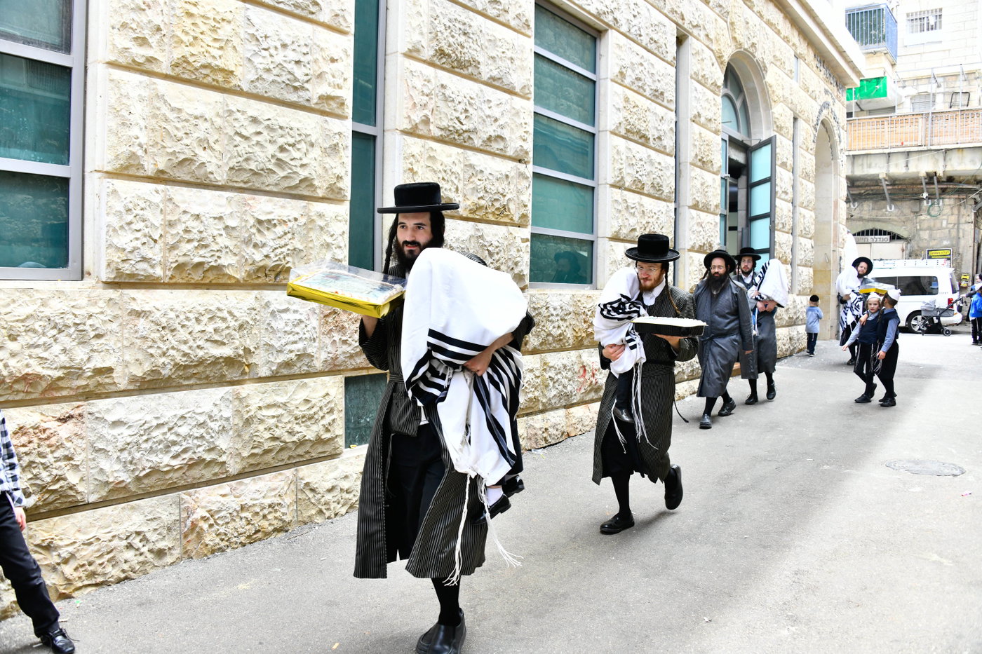 לימוד א' ב' בתולדות אהרן