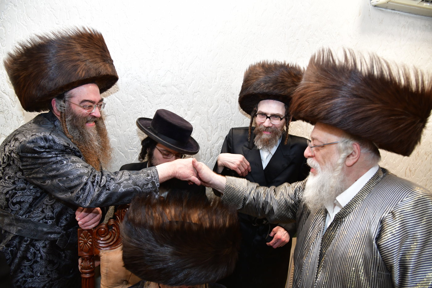 שמחת בית תולדות אהרן - חוסט - משכנות הרועים