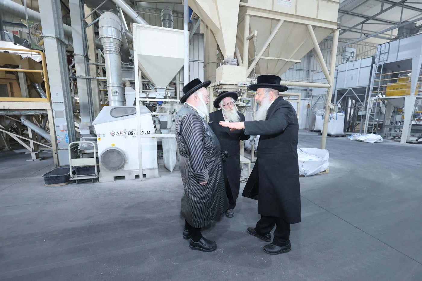 בד"ץ העדה החרדית בקצירת חיטים