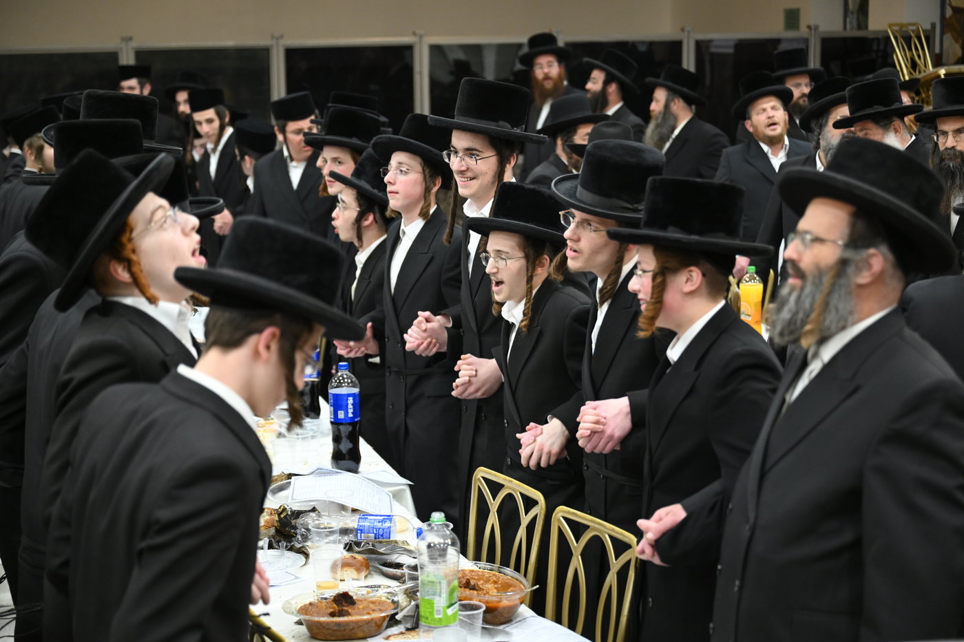 מעמד כבוד התורה בישיבת צאנז בירושלים