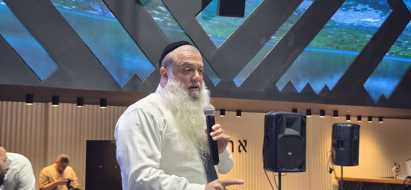 ערב חיזוק בטבריה לרפואת המקובל רבי דב קוק בראשות הרב יגאל כהן