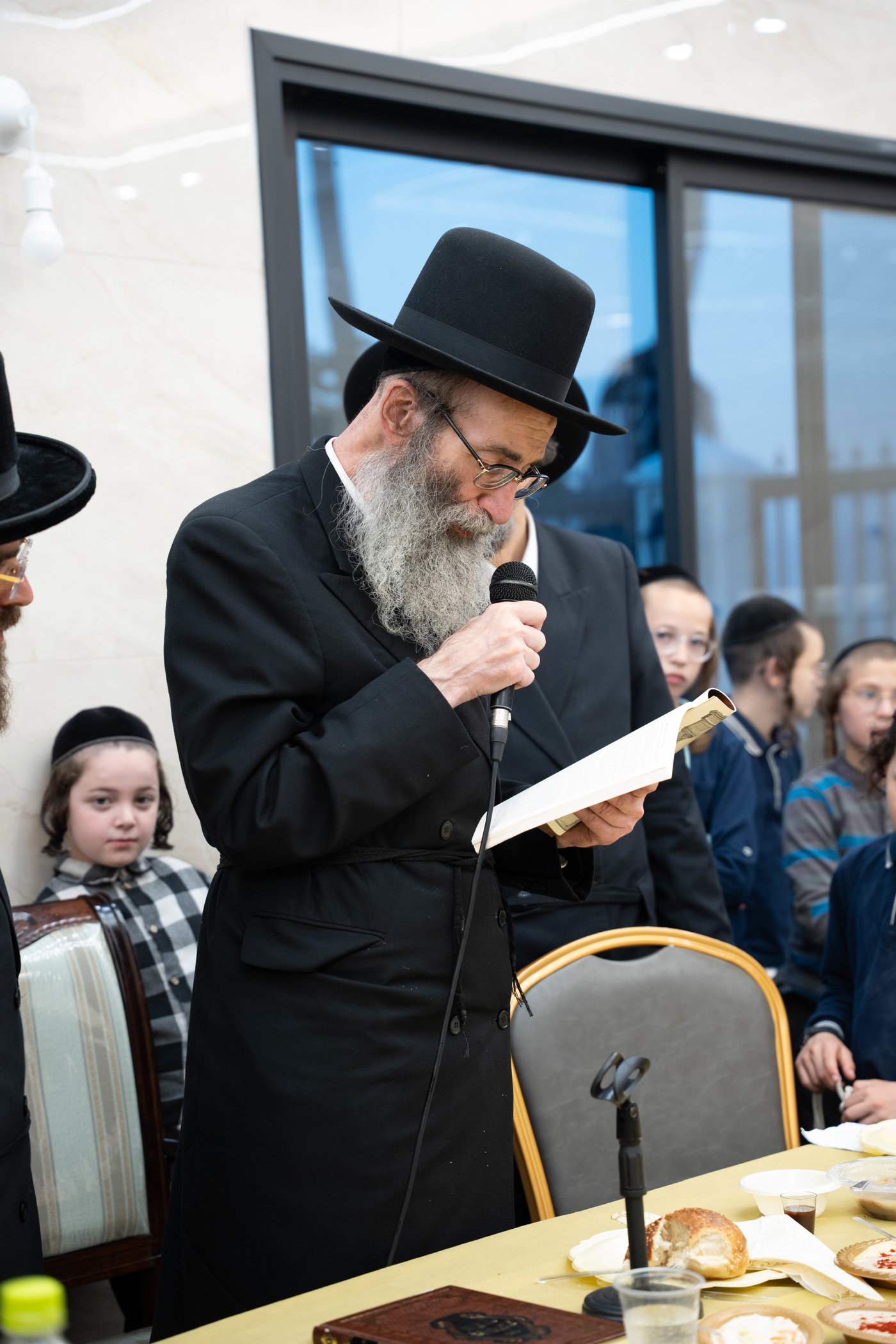 אב"ד אמונת ישראל מונסי בהילולת אביו זצ"ל בטבריה