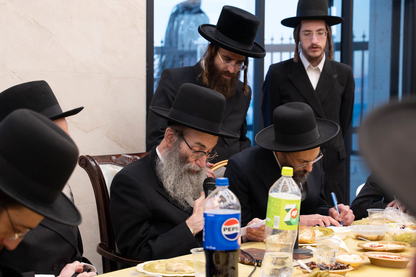 אב"ד אמונת ישראל מונסי בהילולת אביו זצ"ל בטבריה
