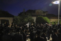 המהומות מחוץ לבית סולברג