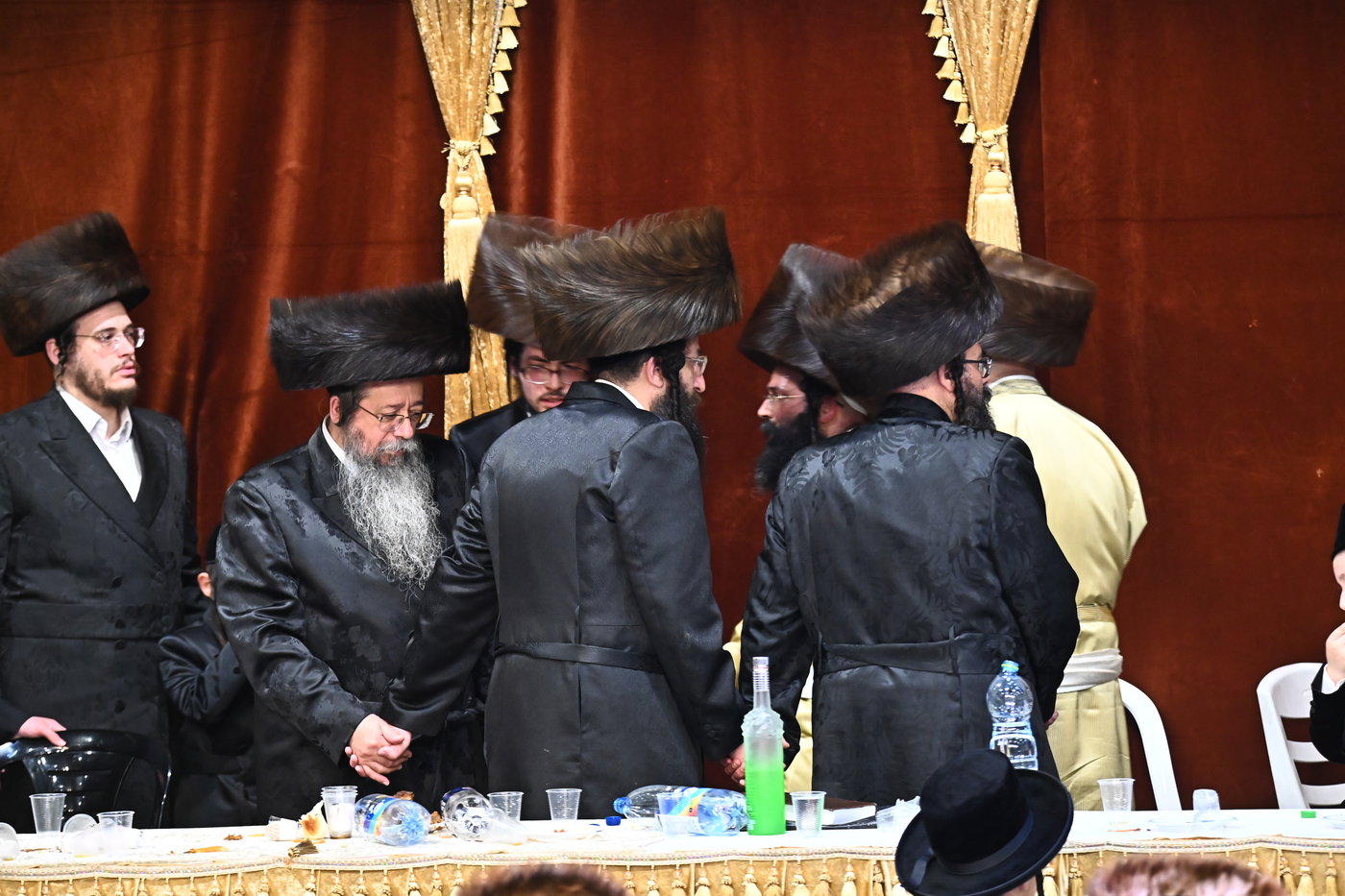 שמחת בית תולדות אברהם יצחק - צאנז