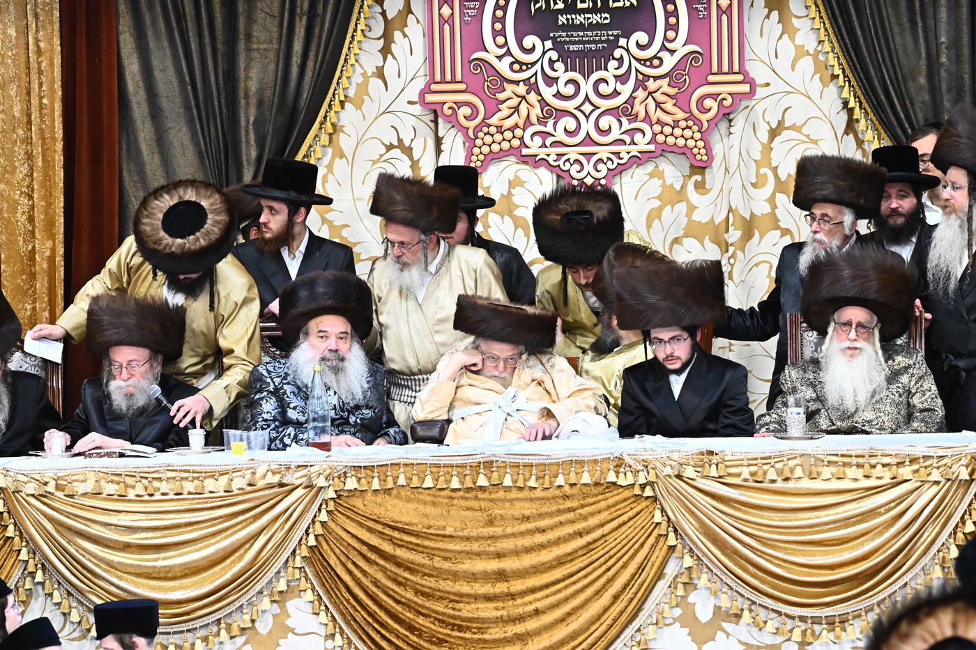שמחת בית תולדות אברהם יצחק - צאנז