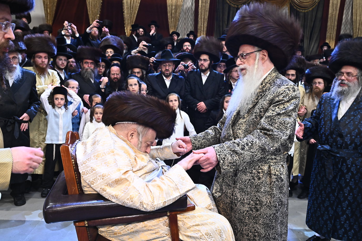 שמחת בית תולדות אברהם יצחק - צאנז