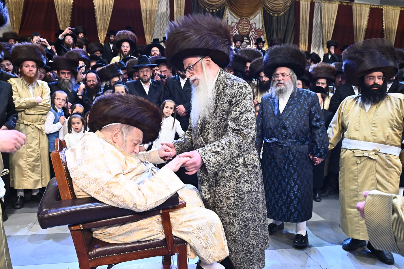 שמחת בית תולדות אברהם יצחק - צאנז