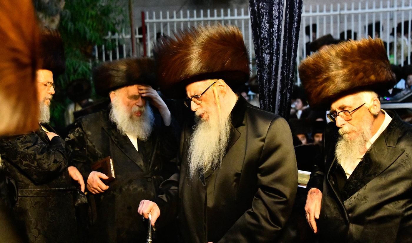 שמחת בית תולדות אברהם יצחק - צאנז