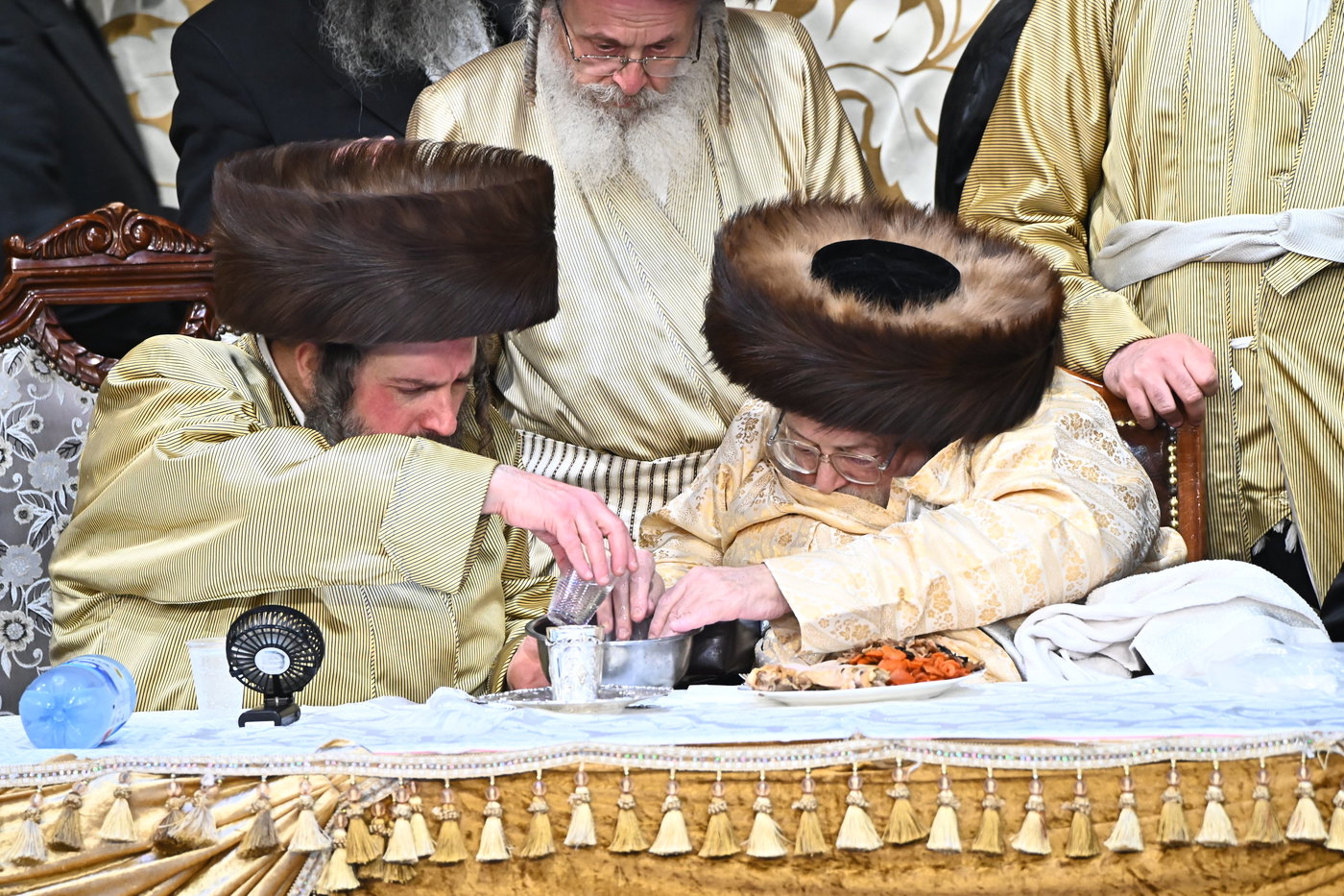 שמחת בית תולדות אברהם יצחק - צאנז