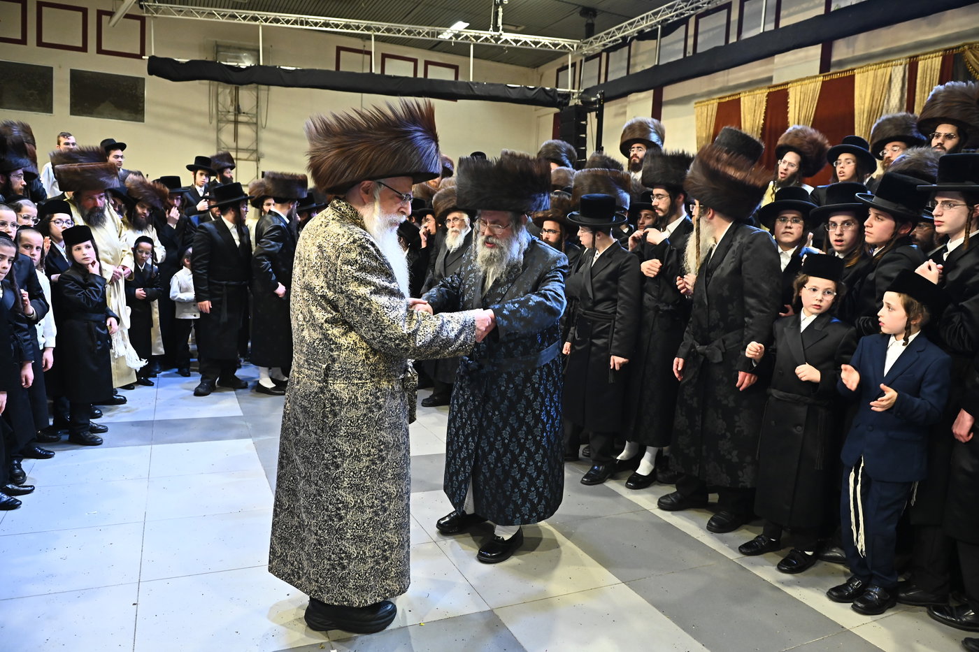 שמחת בית תולדות אברהם יצחק - צאנז