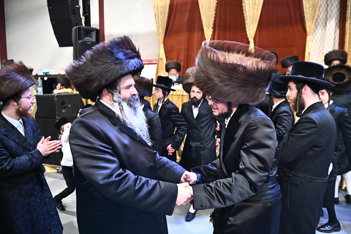 שמחת בית תולדות אברהם יצחק - צאנז