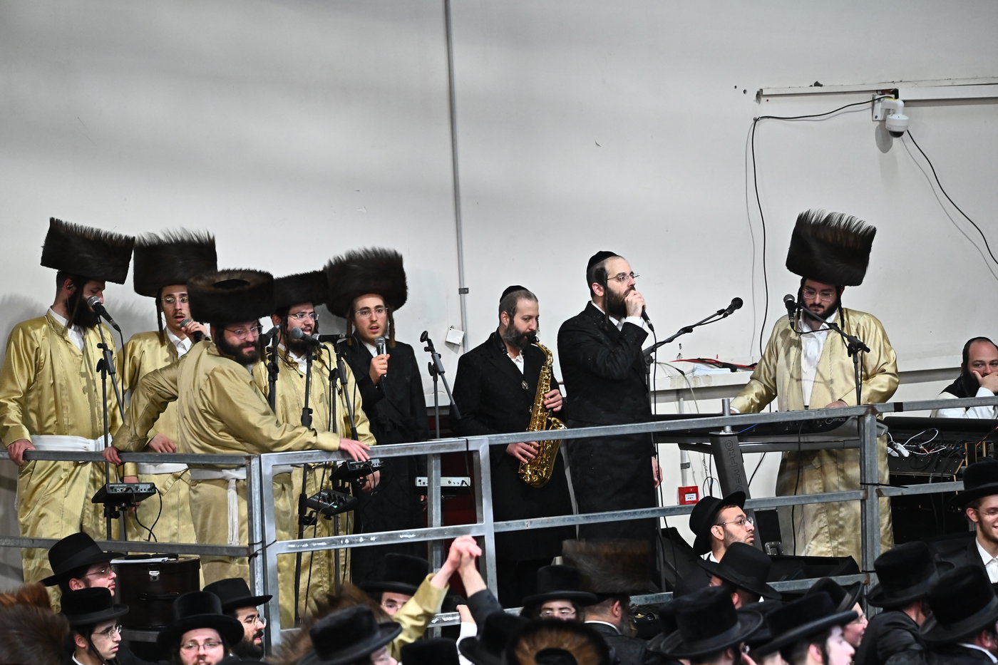 שמחת בית תולדות אברהם יצחק - צאנז