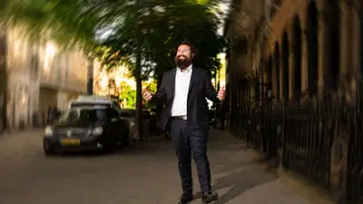 בערל פיידן משיק את אלבום הבכורה שלו: "חגיגה"