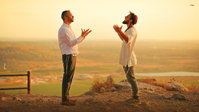 אביה שרמן ומוטי כרמל בדואט חדש: "קרוב אליך"