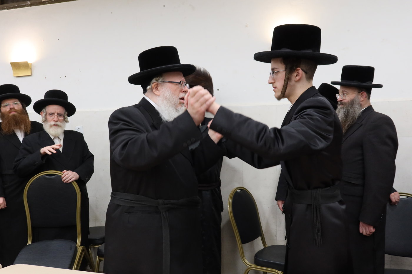 שמחת בית סקולען ב"ב - זוועהיל - ביאלא רמ"א - דז'יקוב