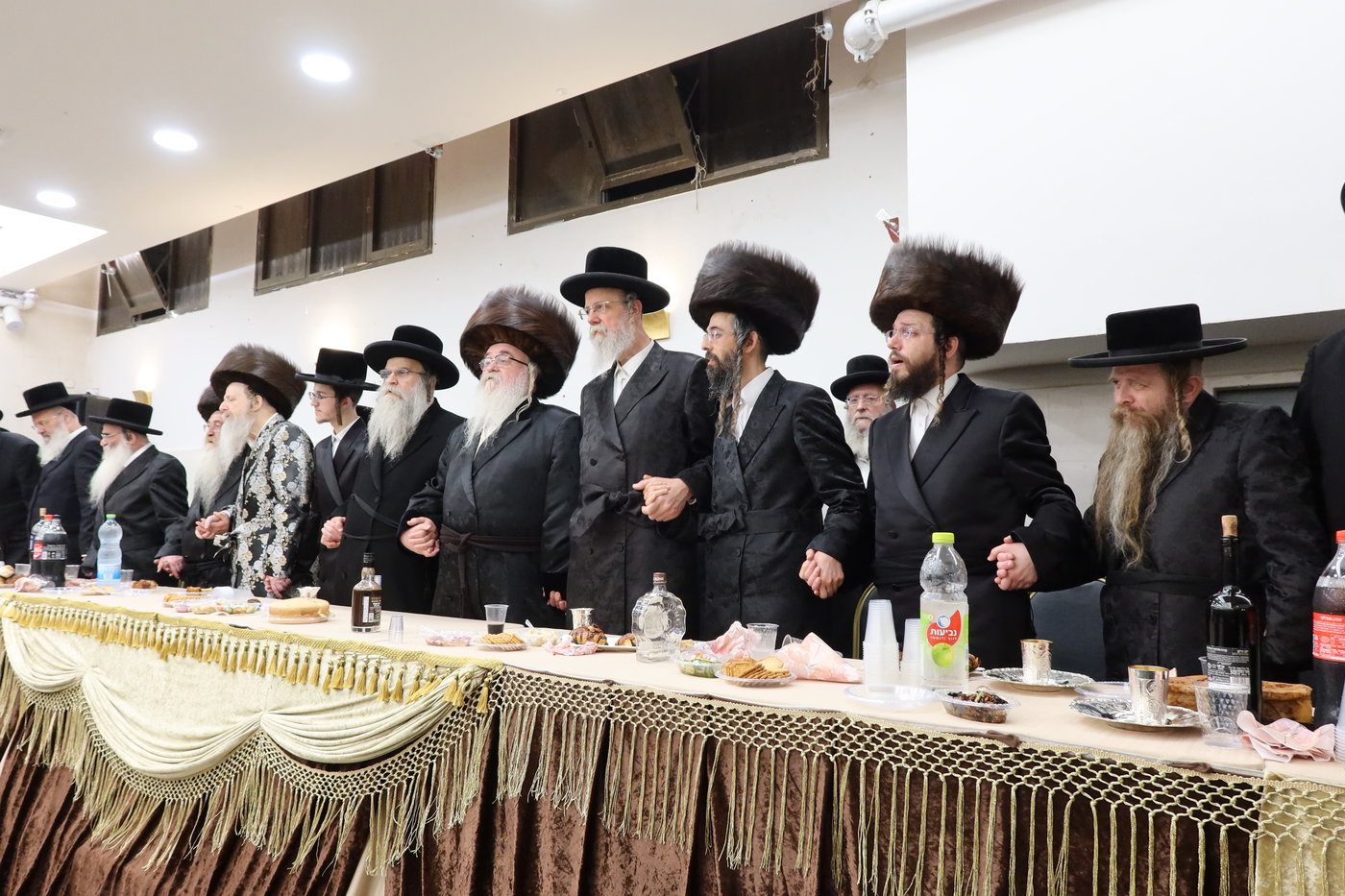 שמחת בית סקולען ב"ב - זוועהיל - ביאלא רמ"א - דז'יקוב